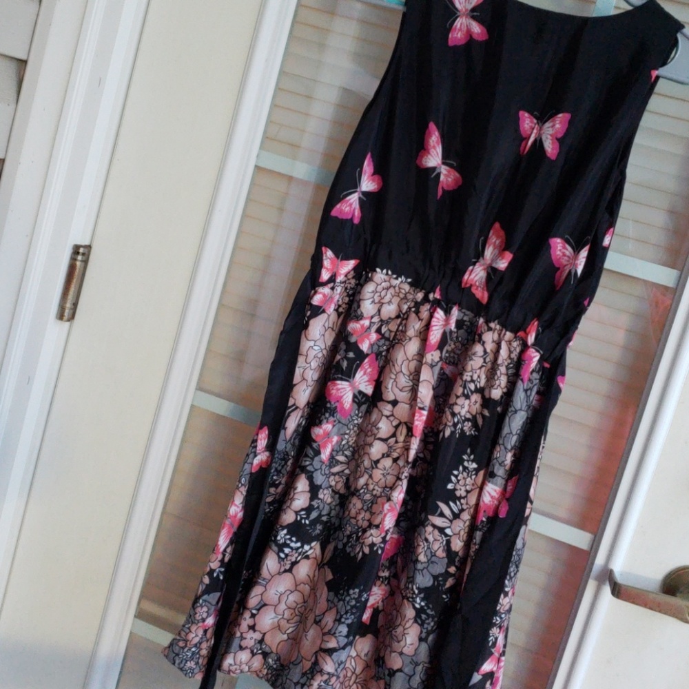 Donated♥️NEW Boho Chic Dress butterfly - Picture 6 of 6